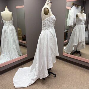 Wtoo Pleated Pure white size 10 Wedding dress